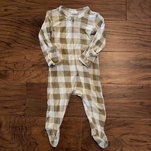 Kate Quinn Zipper bamboo footie